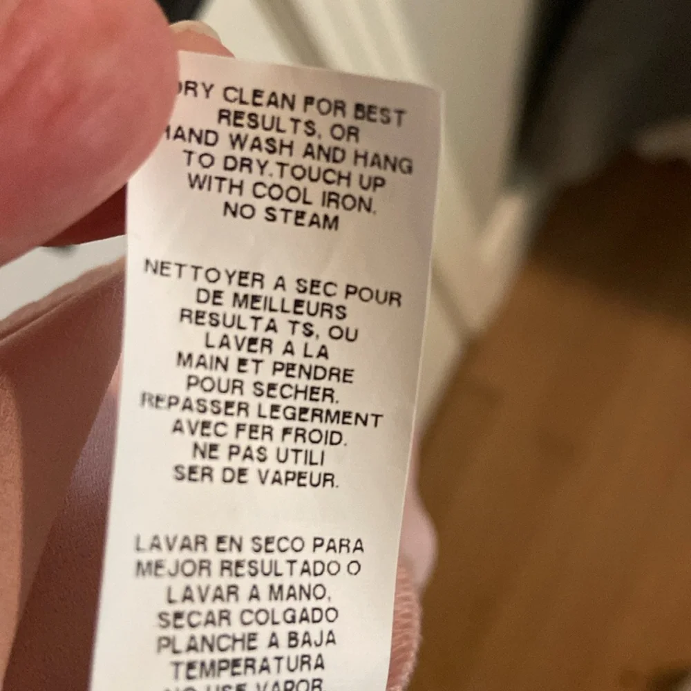 EUC Karen Kane Blush Pink blouse Sz Medium 2/$25 - Picture 3 of 5